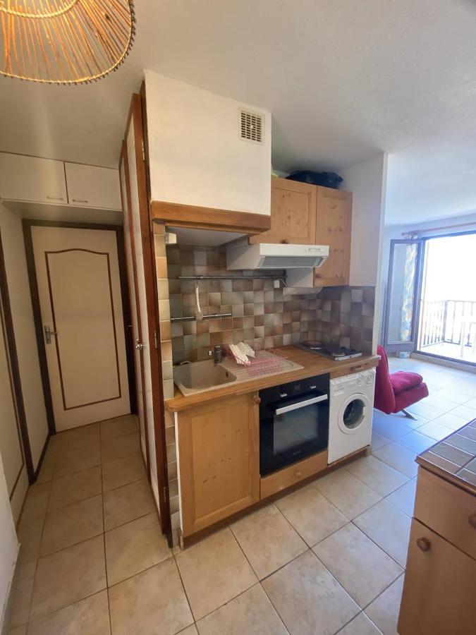 Appartement T3 Avec Terrasse Donnant Sur La Mer Sur Saint Pierre La Mer 外观 照片