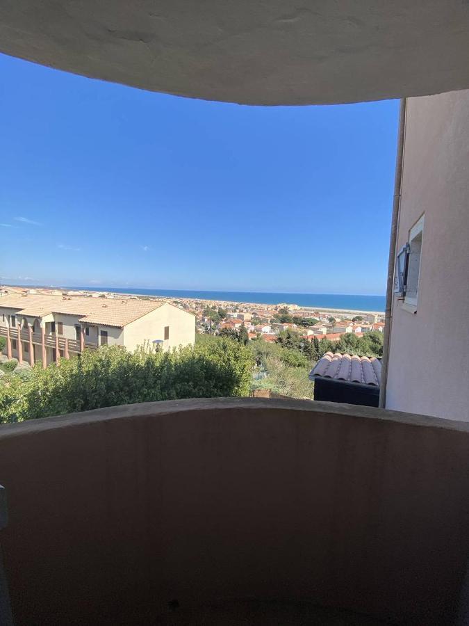 Appartement T3 Avec Terrasse Donnant Sur La Mer Sur Saint Pierre La Mer 外观 照片
