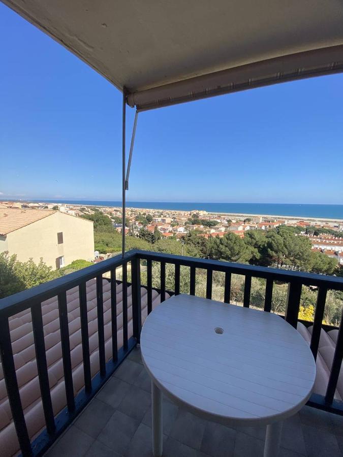 Appartement T3 Avec Terrasse Donnant Sur La Mer Sur Saint Pierre La Mer 外观 照片